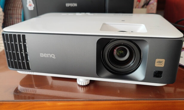 明基TK700一个月后开始后悔了诉说原因