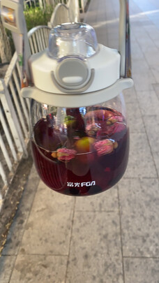 吸管水杯
