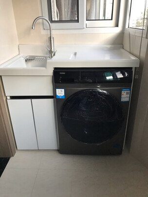 海尔（Haier）京品家电 晶彩系列 10KG直驱变频滚筒洗衣机全自动 洗烘一体玉墨银外观EG100HBDC8SU1