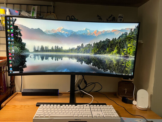 HUAWEI MateView GT曲面显示器 34英寸 WQHD 165Hz高刷新率 低蓝光无频闪(无HDMI线)