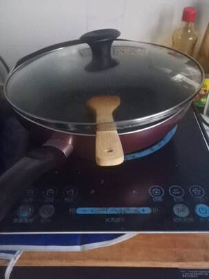 麦饭石不粘锅