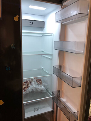 美的BCD-550WKPZM(E）是哪里生产的，值吗