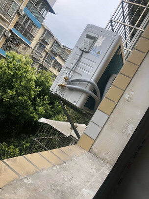 长虹（CHANGHONG）大3匹空调 新一级能效 冷暖变频 空调立式柜机  KFR-72LW/ZDFCW1+R1