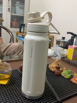 保温杯
