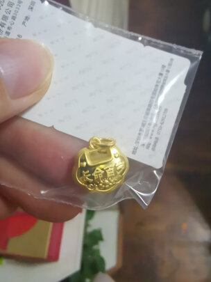 黄金吊坠