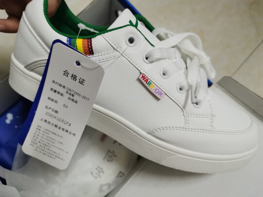 女士休闲鞋