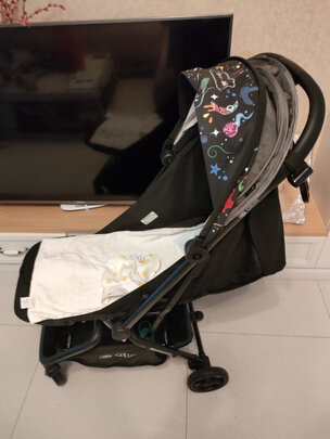 Qtus昆塔斯Q9婴儿推车可坐可躺夏季伞车宝宝轻便可折叠便携新生高景观手推婴儿车可上飞机 Q9 Lark 夜发光小怪兽【七仓就近发货】