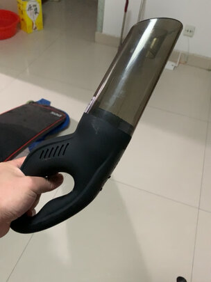 车载吸尘器