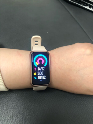 一:选购oppoob19b1智能手环建议