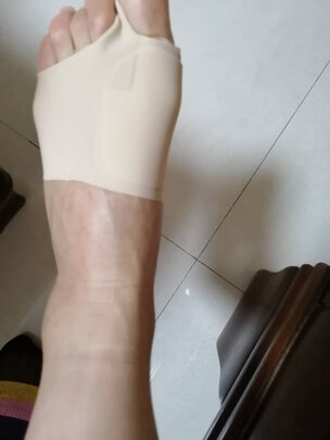 脚趾矫正器
