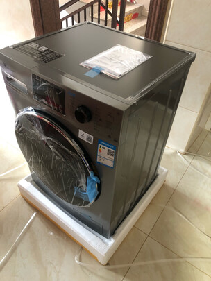 小天鹅TG100V86WMDY5滚筒洗衣机|外观展示小天鹅TG100V86WMDY5怎么样?多少人不看这被坑了？