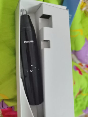 电动鼻毛修剪器