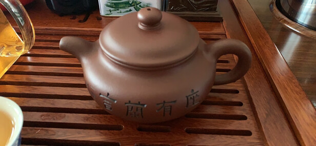 藏壶天下藏壶天下 国助工景舟石瓢评判质量差有依据吗？