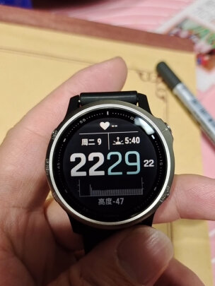 %title插图%num 佳明(GARMIN)Fenix 6运动版银色智能手表 运动手表(身体电量监测+无线支付+血氧测量+多卫星系统导航)