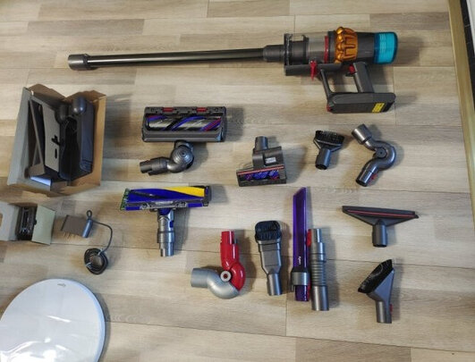 吸尘器|戴森V12 Detect slim total clean extra吸尘器独家揭秘评测真相,不看后悔!