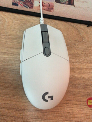 三,罗技(g)g102二代鼠标网友对比评测