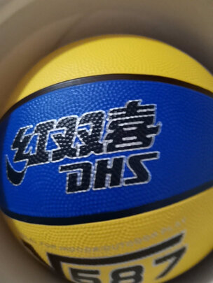篮球