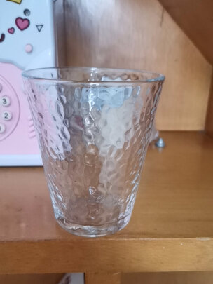 玻璃杯