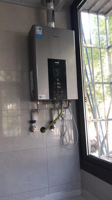 燃气热水器