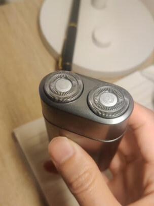 剃须刀