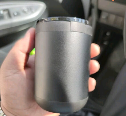 车载烟灰缸