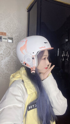 滑雪头盔
