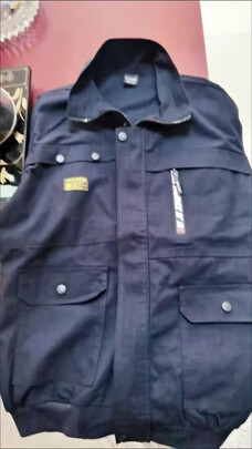 工作服