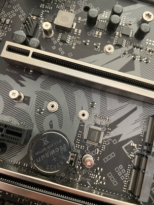 七彩虹BATTLE-AX|七彩虹BATTLE-AX H470M-PLUS V20主板到底怎么样，参数如何！