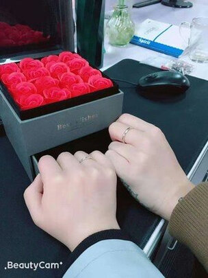铂金戒指