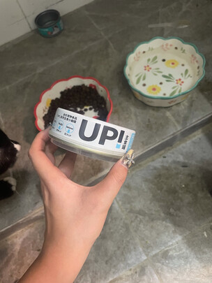 猫粮罐头