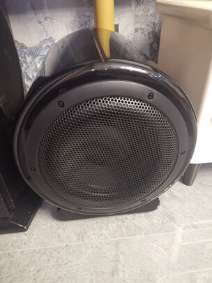 %title插图%num 惠威(HiVi)Sub10G 低音炮音箱 家庭影院有源超低音 家用客厅音响 10英寸 钢琴烤漆 SUB10G