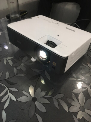 明基TK700一个月后开始后悔了诉说原因