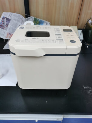%title插图%num 美的(Midea)面包机 早餐烤面包机和面机 全自动多功能 可预约家用撒料 智能面包机 MM-MB15W2-001XM