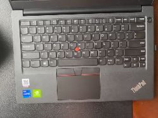%title插图%num 联想ThinkPad E14 14英寸i5/i7轻薄商务办公笔记本电脑 i5-1135G7 8G 512G 独显 0KCD