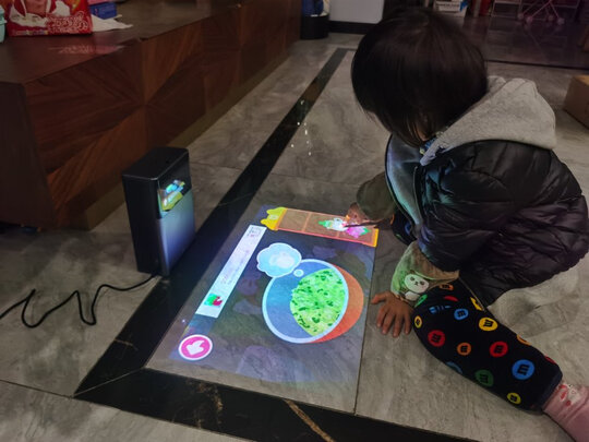 hachiHP23ATQC投影仪|知乎评测：hachi哈奇光屏K1投影仪怎么样？用后一同说实情真相？