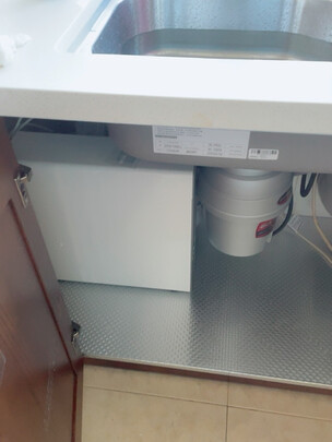 %title插图%num 美的( Midea)京品家电初见白泽1000G 智能家电除菌家用净水器 5年RO反渗透纯水机 2.46L/分 MRO1787D-1000G