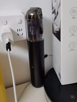 车载吸尘器