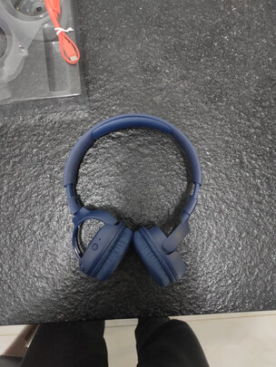 %title插图%num JBL TUNE 510BT头戴式蓝牙无线音乐耳机 运动耳机+游戏耳机 暗夜黑升级款