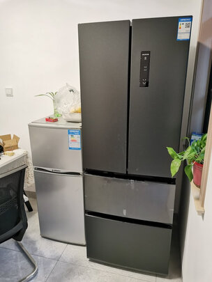 美菱(MELING)【星辰】368升法式多门四门家用电冰箱风冷无霜智能双变频一级能效BCD-368WPU9CY母婴专属舱