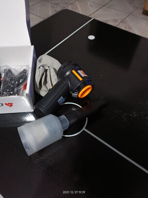 车载吸尘器