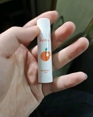 润唇膏