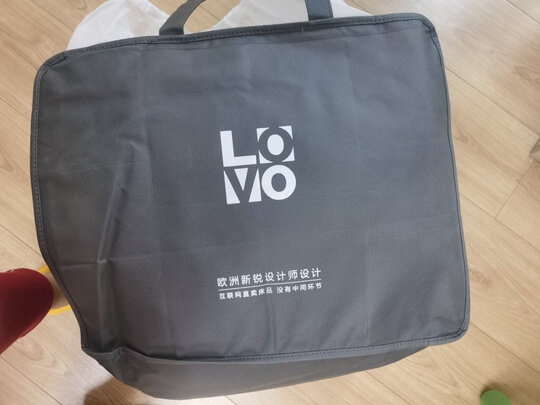 LOVO乐蜗家纺羽绒被一个月后开始后悔了诉说原因