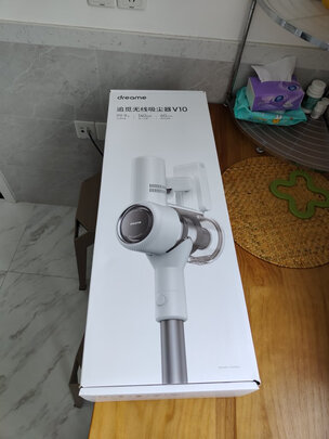 追觅吸尘器家用无线手持 140AW大吸力 60分钟长续航 6重降噪设计 充电收纳二合一 可除螨V10