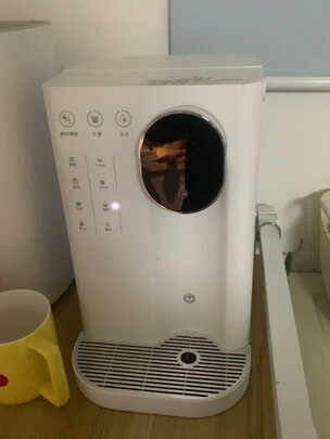 饮水机