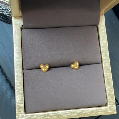 黄金耳饰