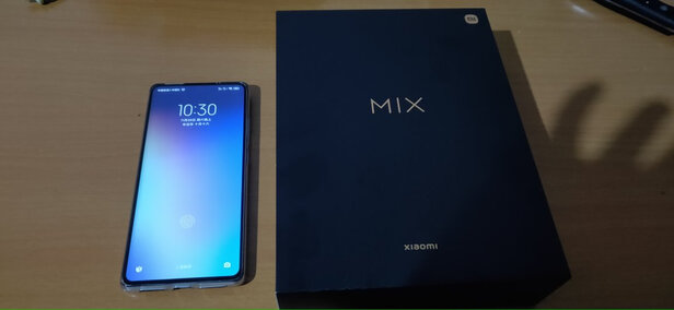 小米 MIX4 骁龙888+ 一体化陶瓷机身 全面屏 一亿像素三摄 哈曼卡顿双扬声器 12GB+512GB 陶瓷黑 5G旗舰手机
