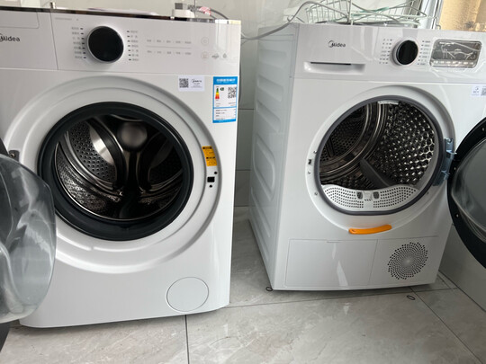 美的 (Midea) 洗烘套装 10kg滚筒洗衣机全自动+热泵烘干机 智能 初见系列MG100V70WD5+MH100VTH707WY-T05S
