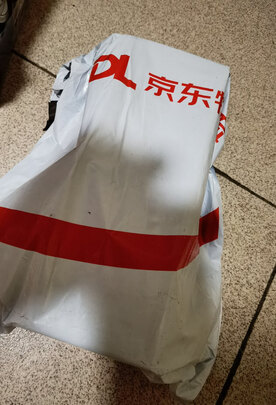 塑料水杯