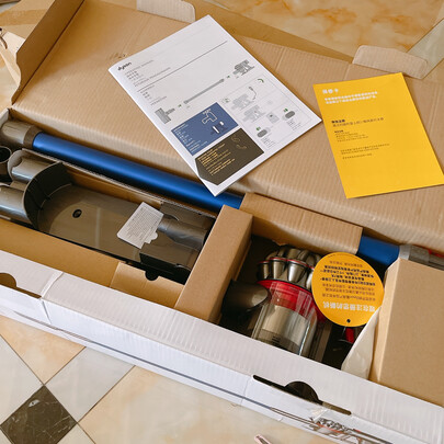 戴森SV10 DYSON V8 FLUFFY PLUS选购攻略需注意细节