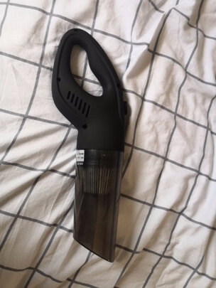 车载吸尘器